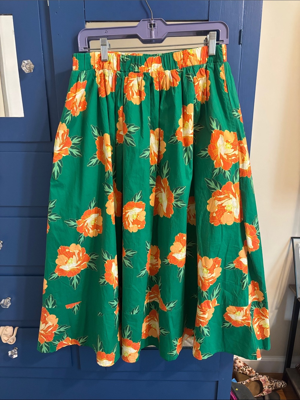 CeCe Green Floral Midi Skirt with Orange Blooms - size Small - Pockets!